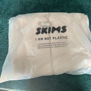Skims kids pink cozy sweater size 8/10 NWT